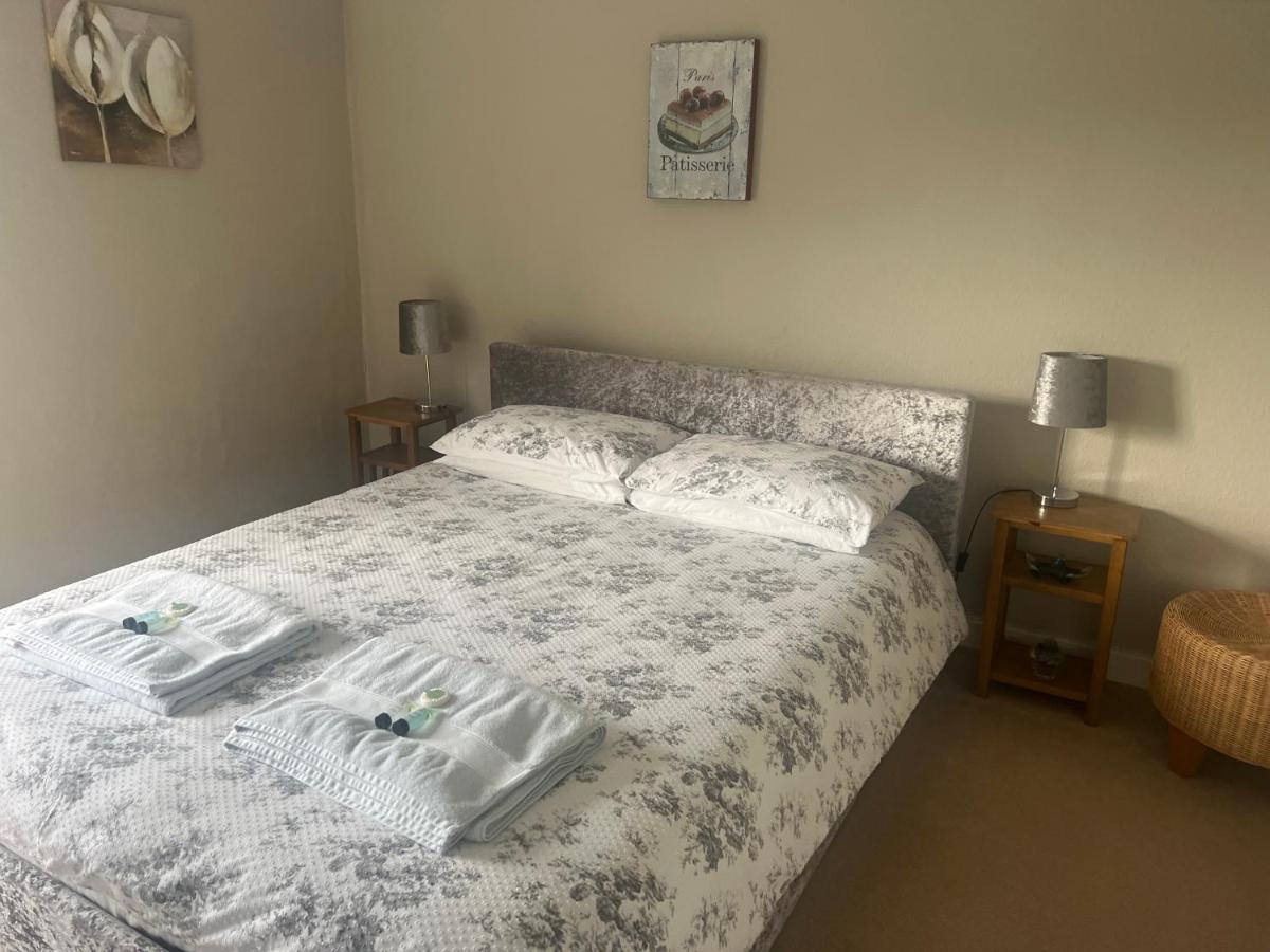 Coach And Horses Inn Пензанс Екстериор снимка