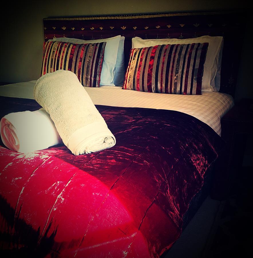Coach And Horses Inn Пензанс Екстериор снимка
