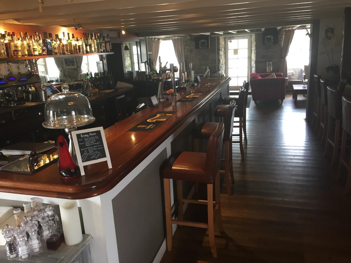 Coach And Horses Inn Пензанс Екстериор снимка